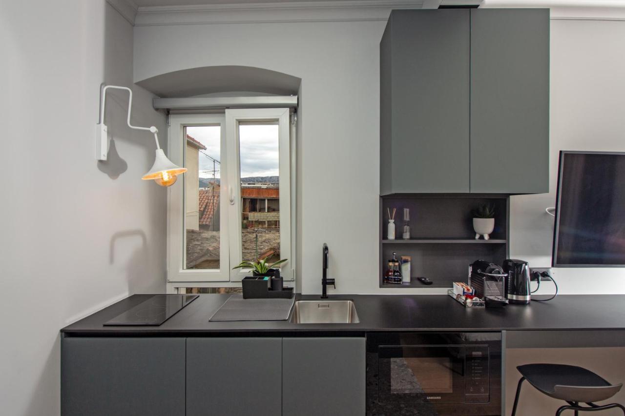 Maroen Lux Studio And Apartment Old Town Split Exteriör bild