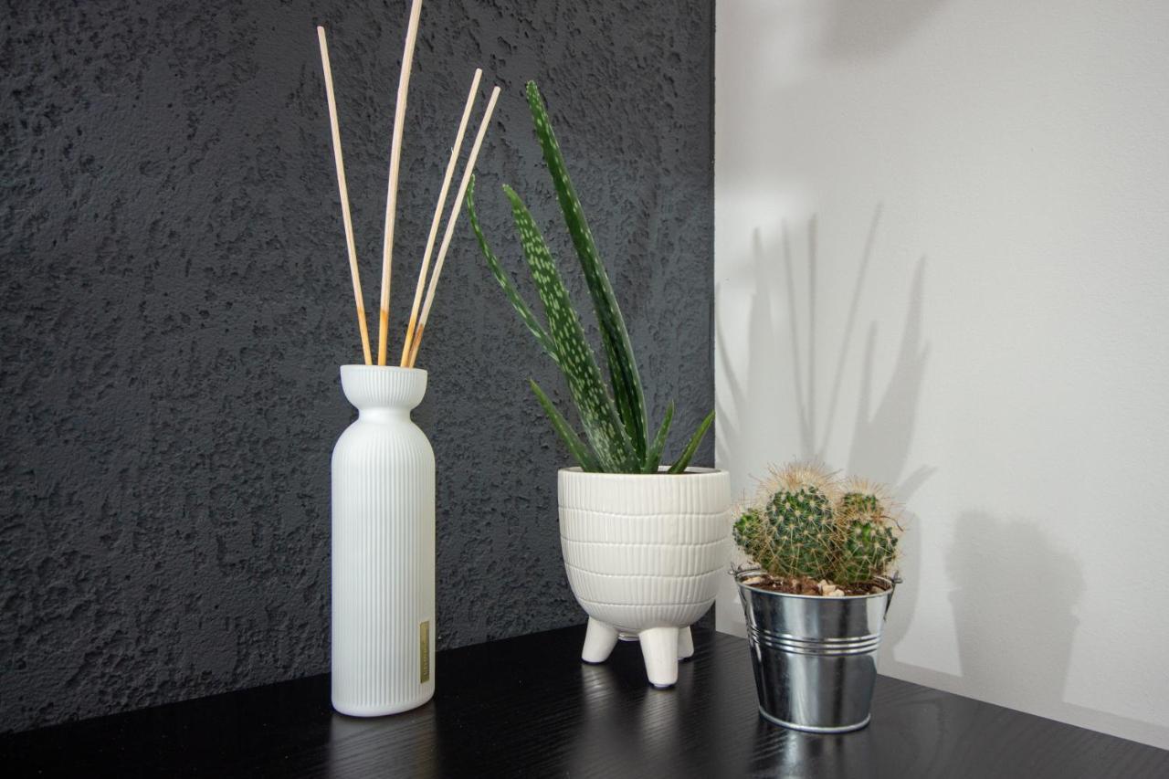 Maroen Lux Studio And Apartment Old Town Split Exteriör bild